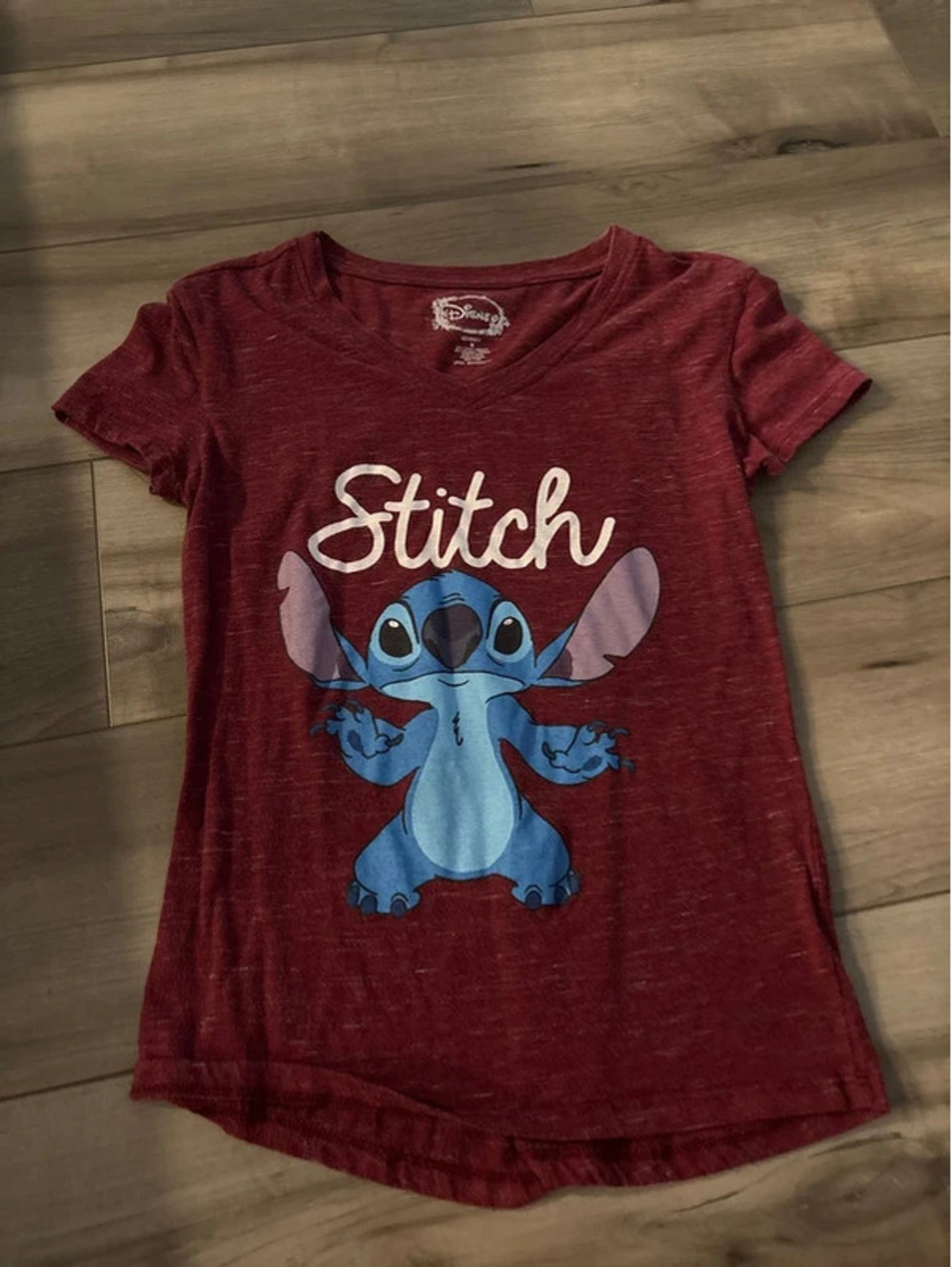 Disney Stitch Burgundy Short Sleeve T-shirt Size Small EUC